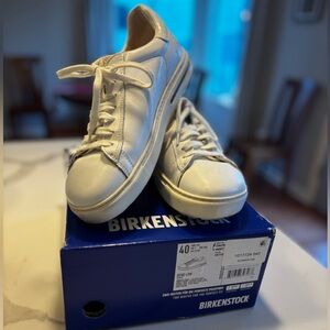 Bend Low Birkenstock Classic White Low-Top Sneakers Sz 40